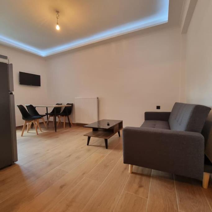 Thanos Apartment Ptolemaida Eksteriør billede